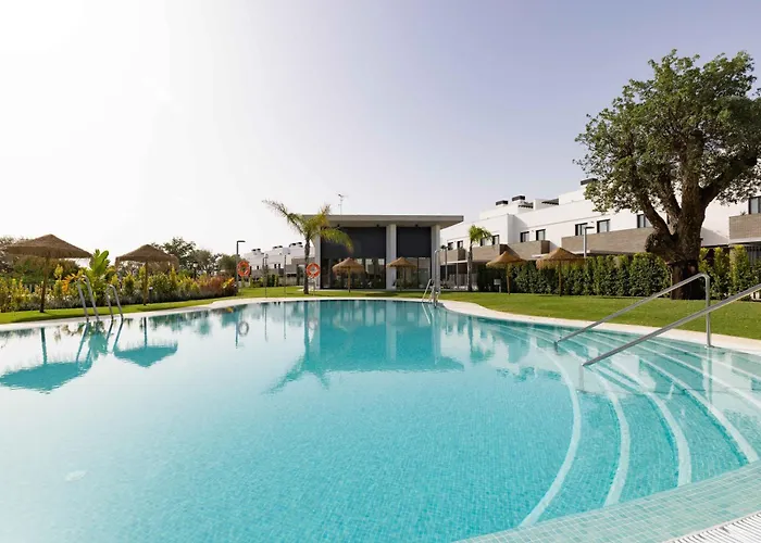 Modern Townhouse On San Roque Golf Club